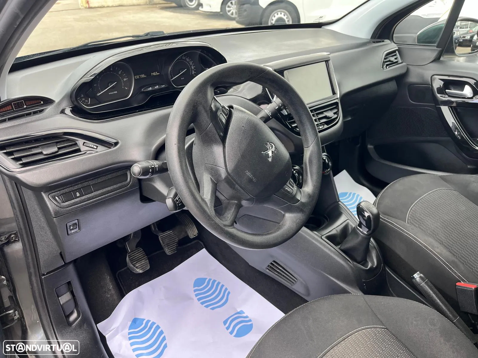 Peugeot 208 1.2 PureTech Active - 11
