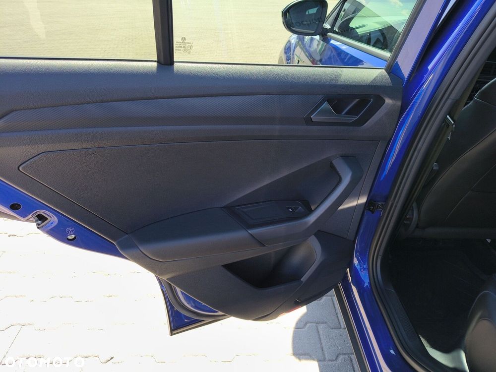 Volkswagen T-Roc - 20