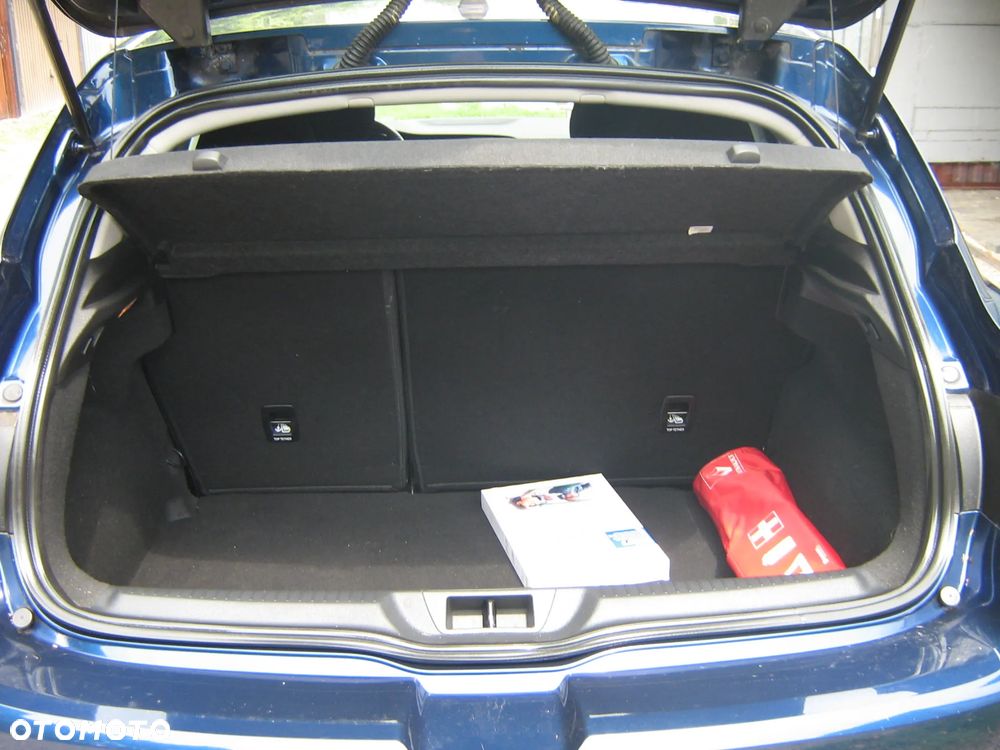 Renault Megane 1.6 SCe Limited - 6