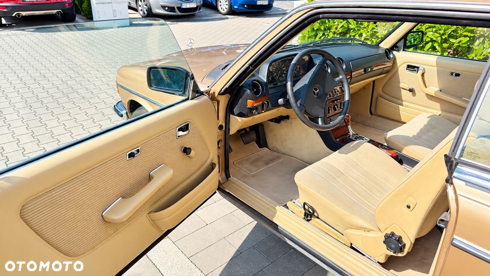 Mercedes-Benz W123 - 9