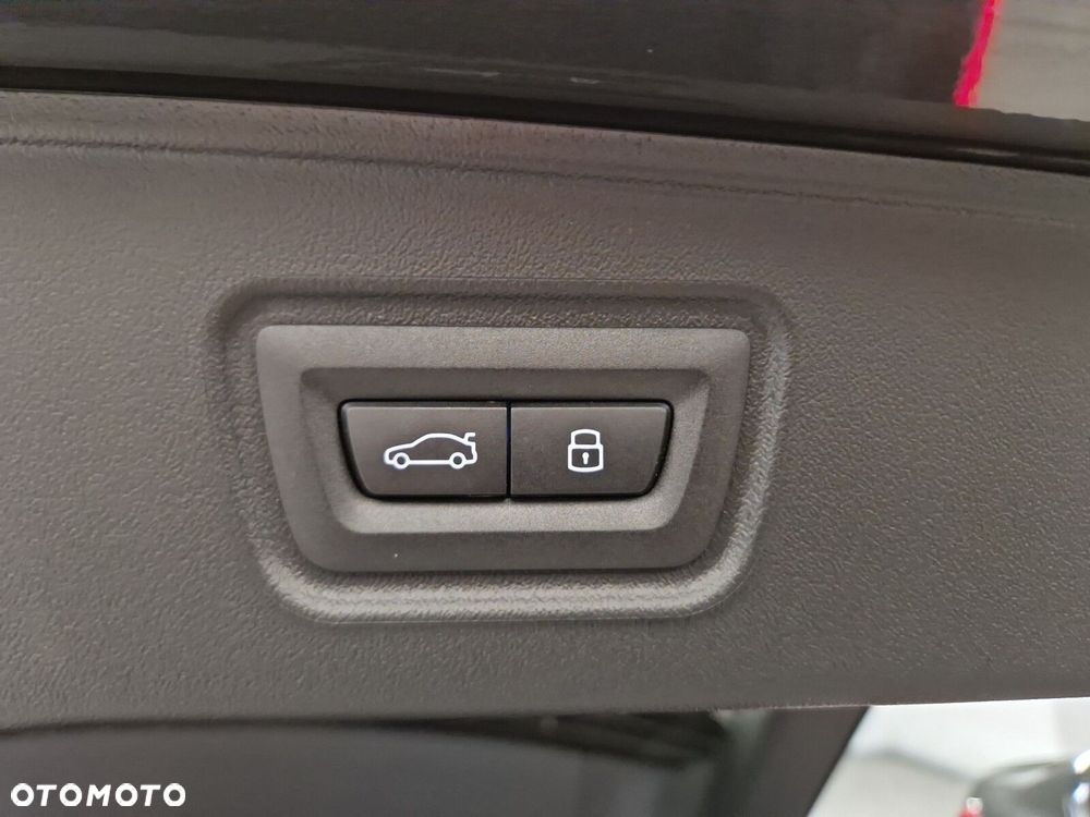 BMW Seria 5 520d mHEV M Sport - 22