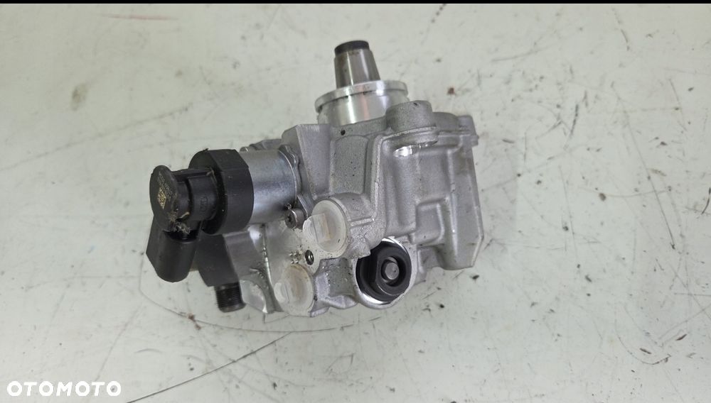 Pompa wtryskowa Mercedes w213 w447 A6540701503 - 2