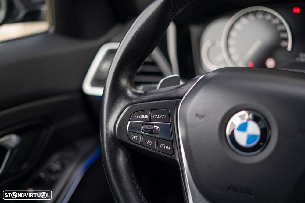 BMW 320 d Line Sport Shadow Auto - 10