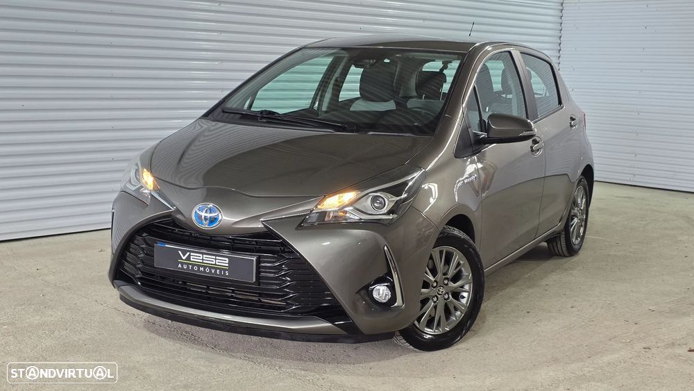 Toyota Yaris 1.5 HSD Sport +P.Techno+P.Luxury - 3