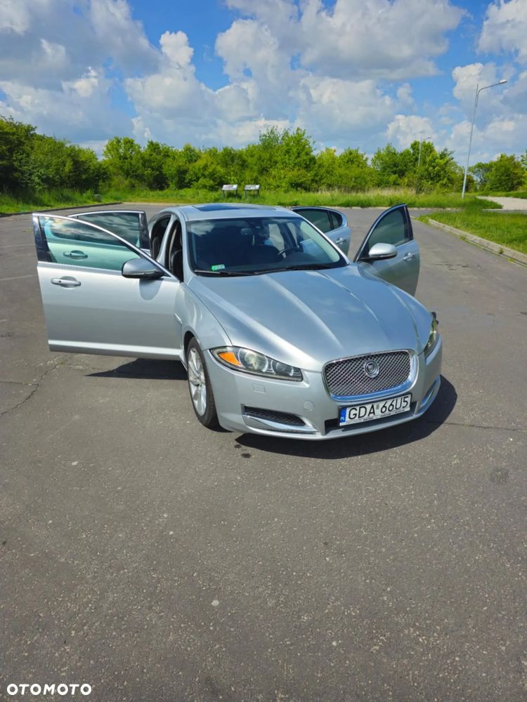 Jaguar XF 5.0 V8 - 10