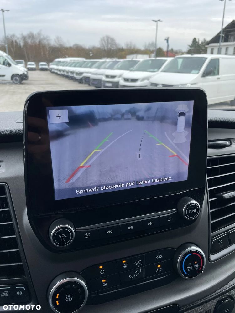 Ford Transit Custom - 11