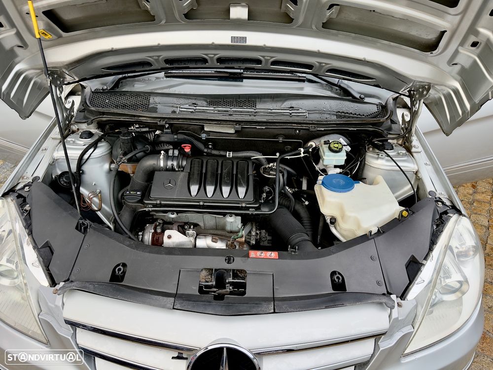 Mercedes-Benz B 180 CDI - 25