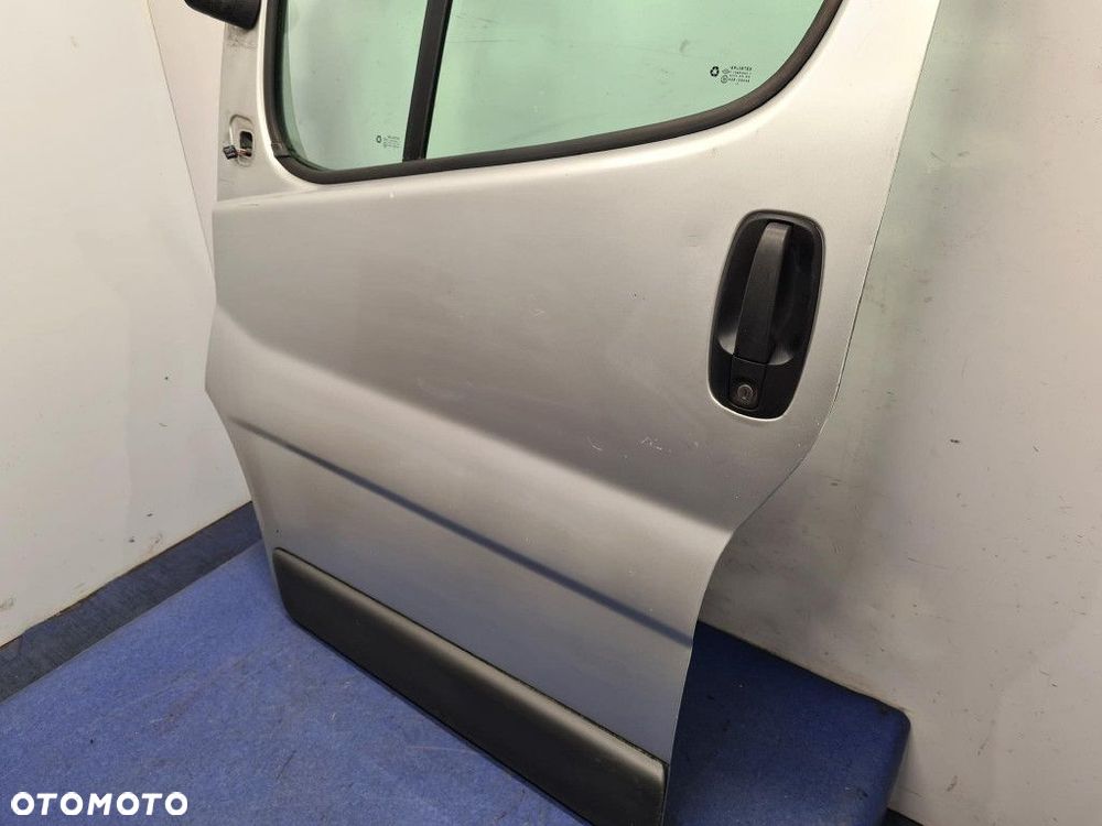 OPEL VIVARO A DRZWI PRZÓD LEWE - 8