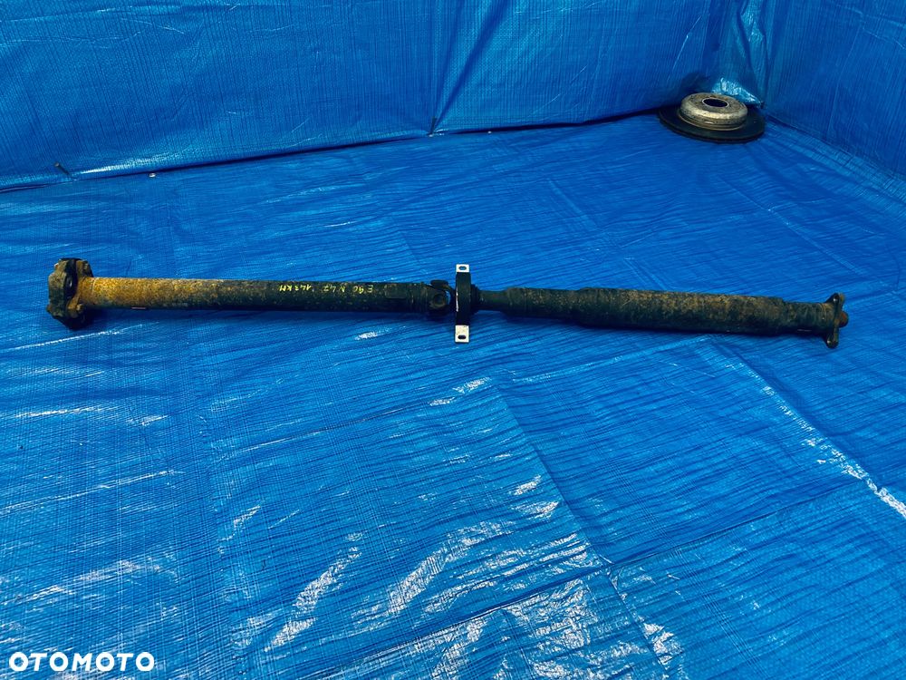 WAŁ NAPĘDOWY BMW E84 E90 E91 E92 318D 320D 2.0D DIESEL N47 143KM MANUAL ; 7575332 ORYGINAŁ - 2