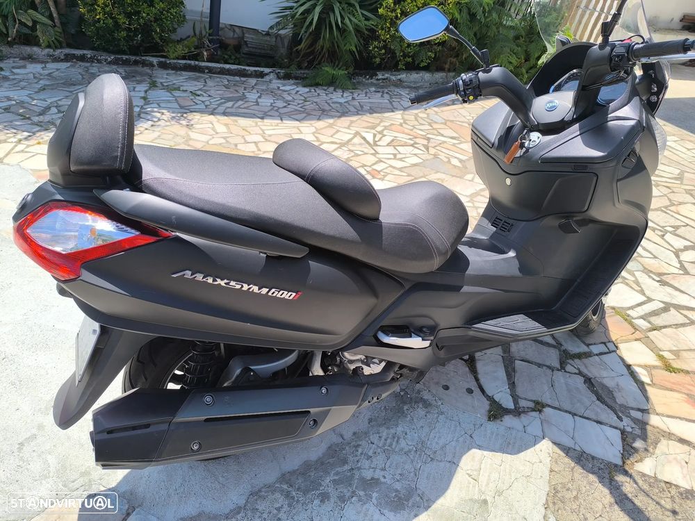 Sym MAXSYM - 4