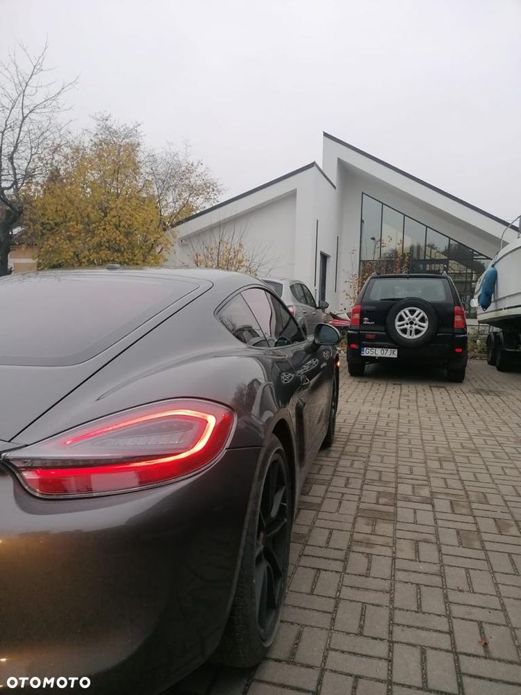 TYLNA CZĘŚĆ NADWOZIA BŁOTNIK PRAWY LEWY PORSCHE 718 CAYMAN 982 ORYGINAŁ PAS TYLNY - 2