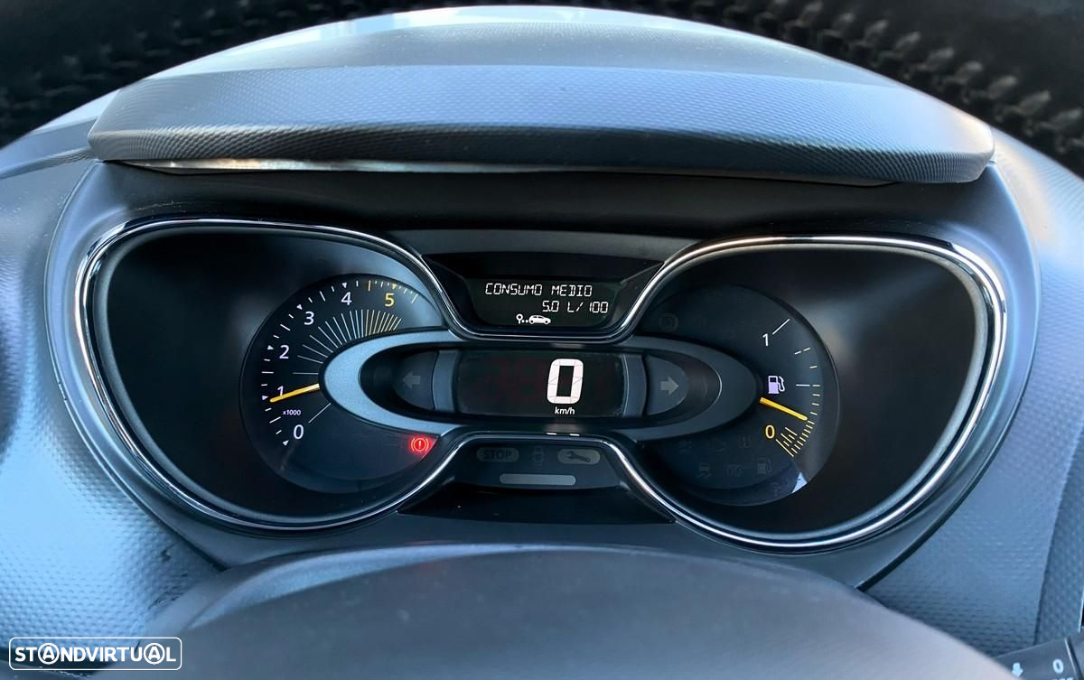 Renault Captur 1.5 dCi Exclusive - 23