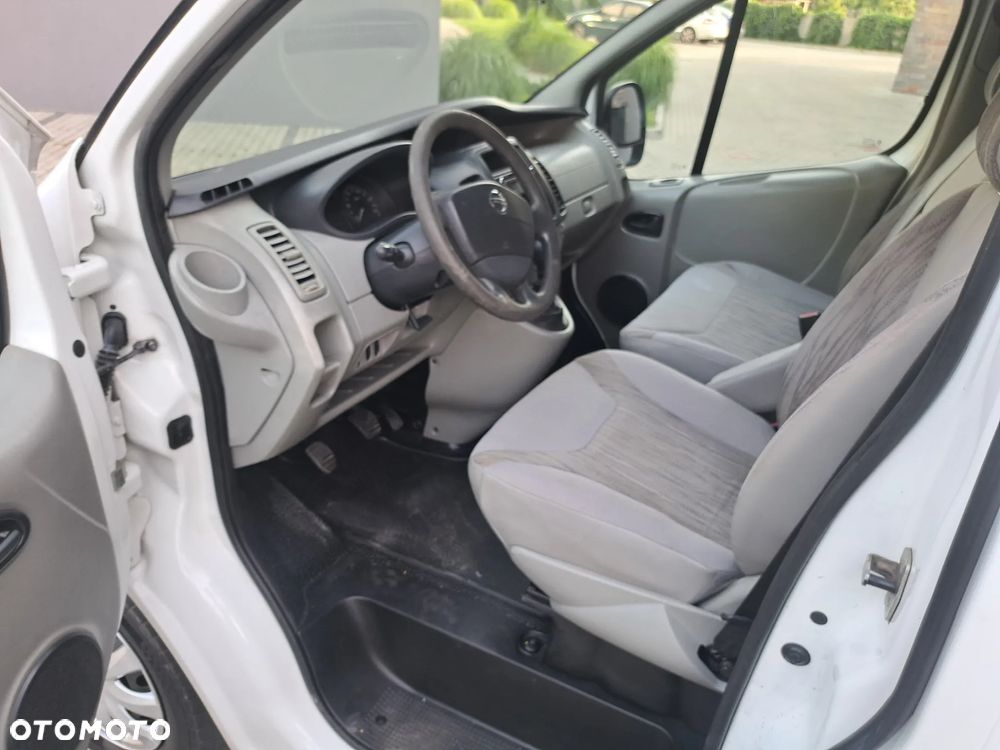 Renault Trafic - 9
