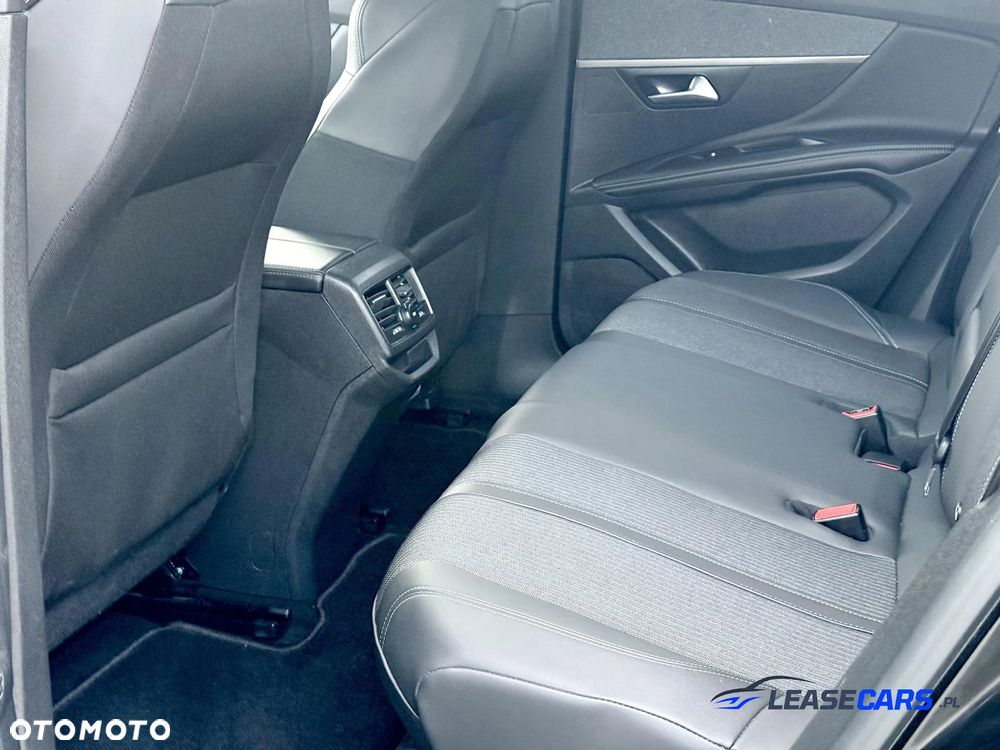 Peugeot 3008 PureTech 130 Stop & Start GPF Allure - 13