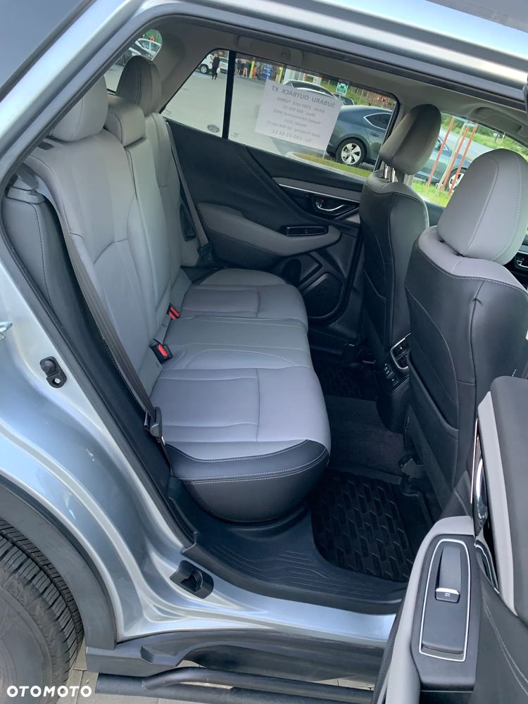 Subaru Outback - 30