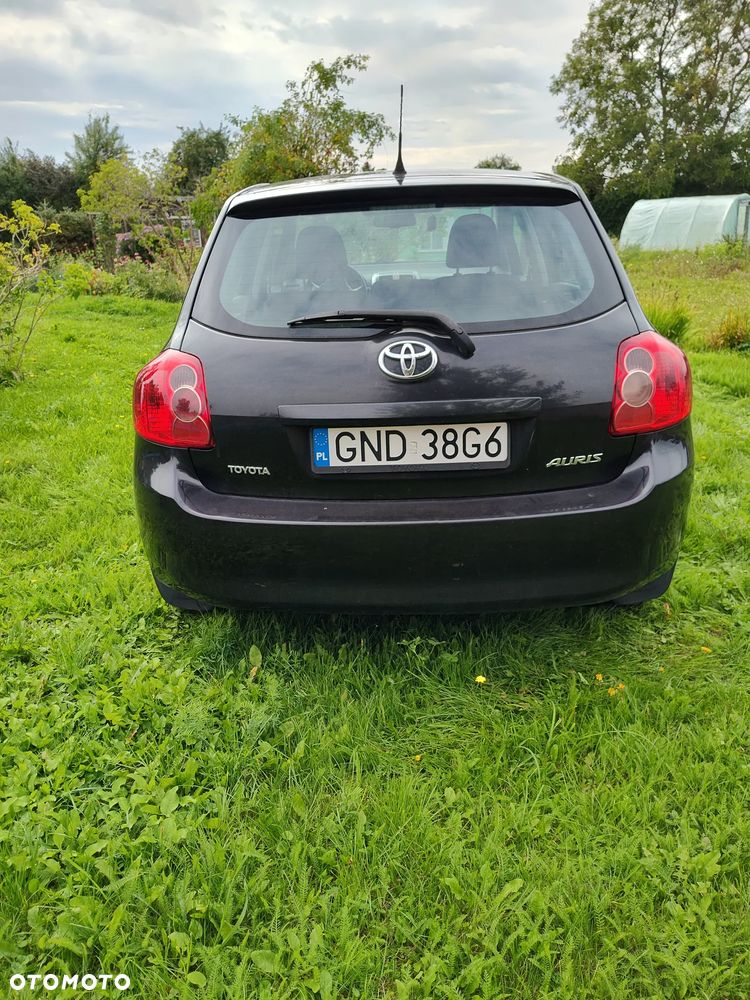 Toyota Auris - 5