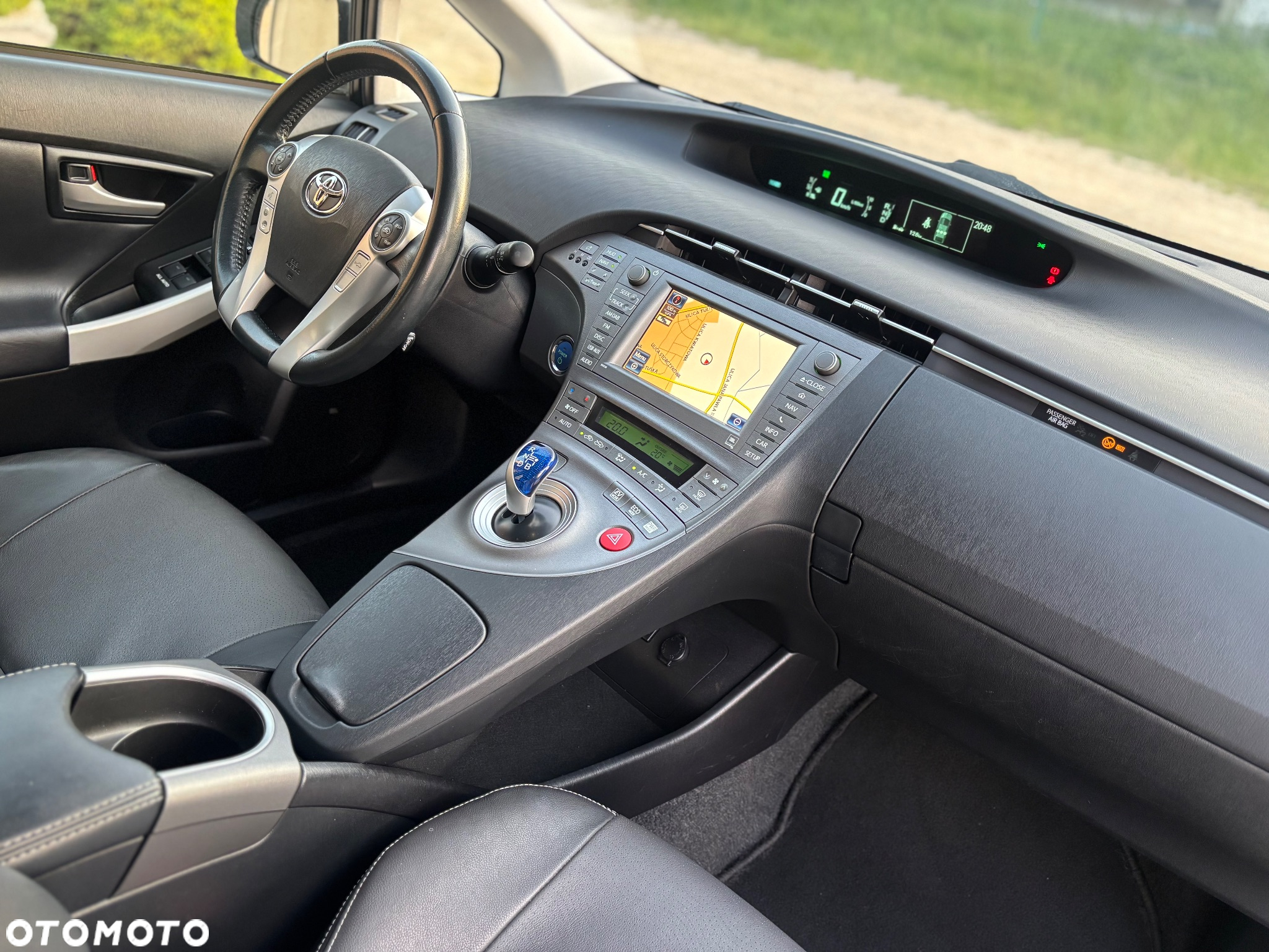 Toyota Prius 1.8 HSD Prestige - 37
