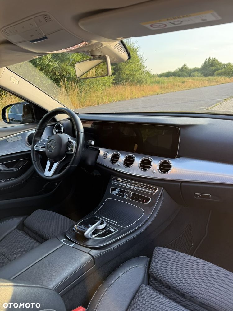 Mercedes-Benz Klasa E 220 d Avantgarde - 17
