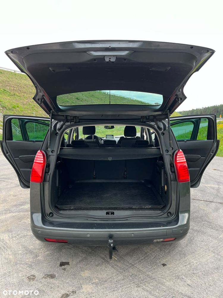 Peugeot 5008 1.6 HDi Premium - 14