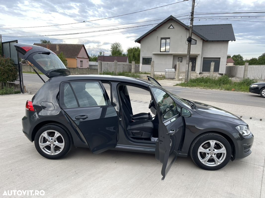Volkswagen Golf 1.2 TSI BlueMotion Technology Trendline - 37