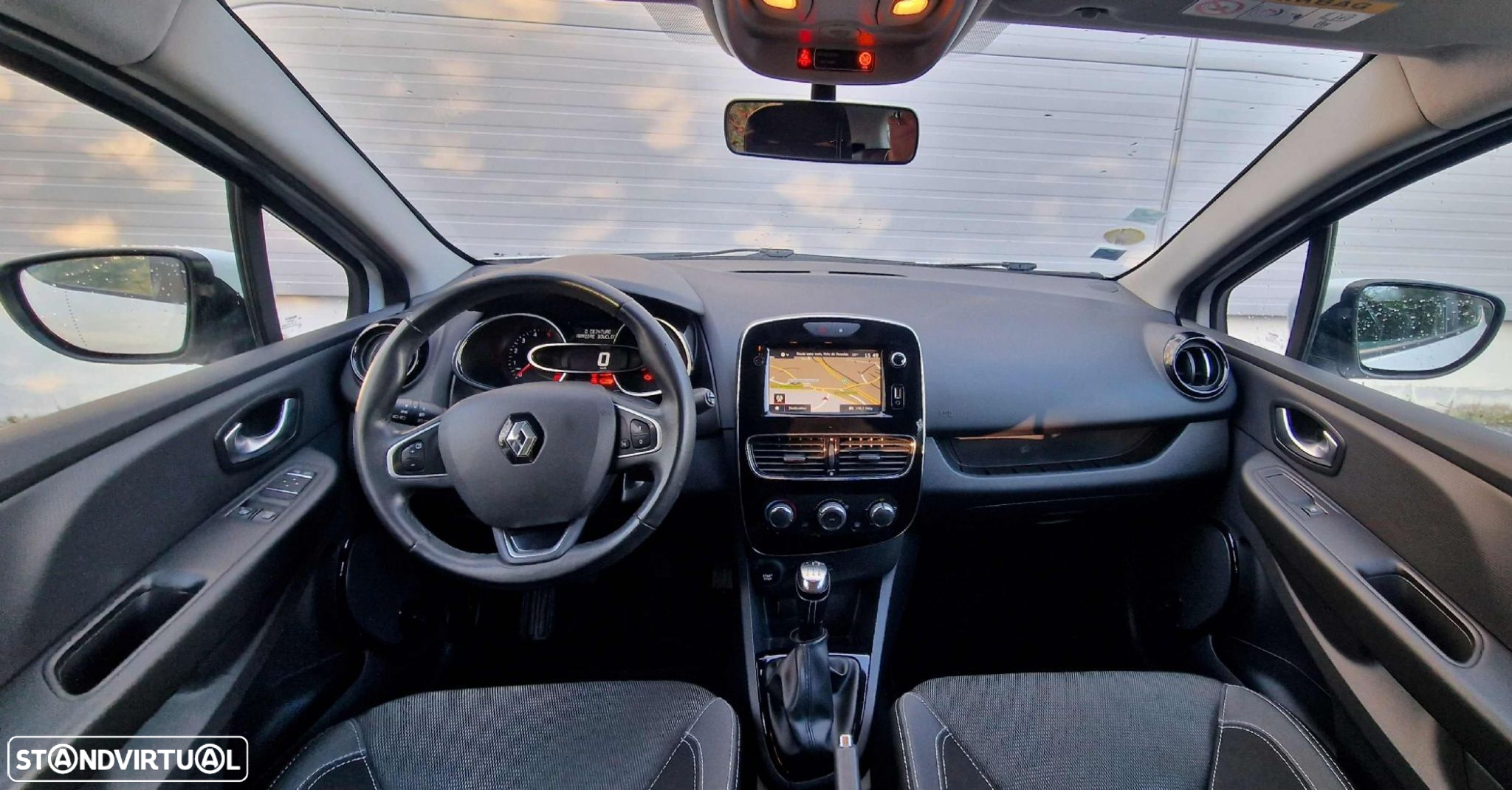 Renault Clio - 7