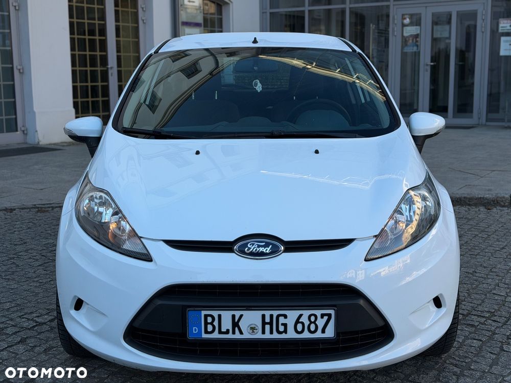 Ford Fiesta 1.6 TDCi Ghia - 11