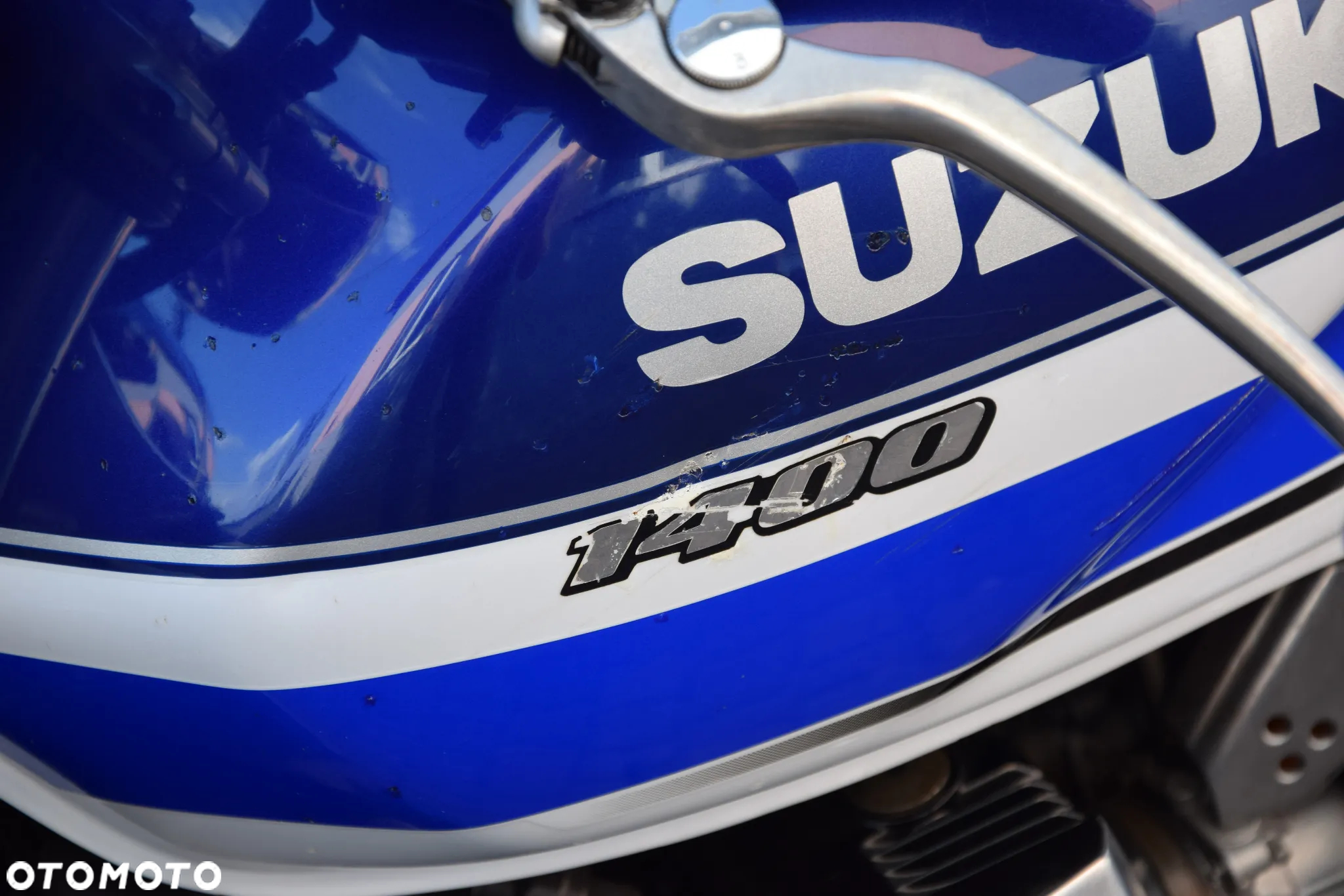 Suzuki GSX - 13