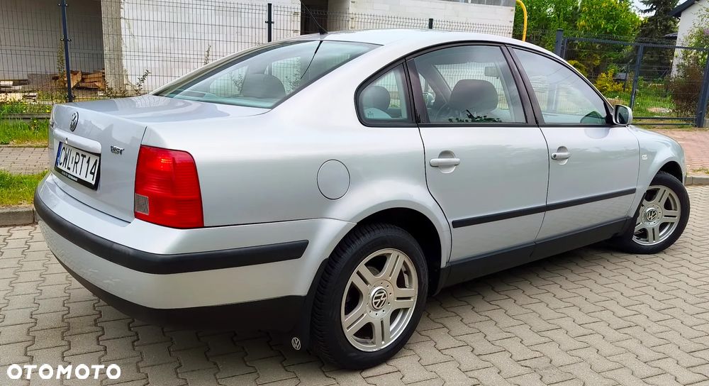 Volkswagen Passat 1.8T Comfortline - 7