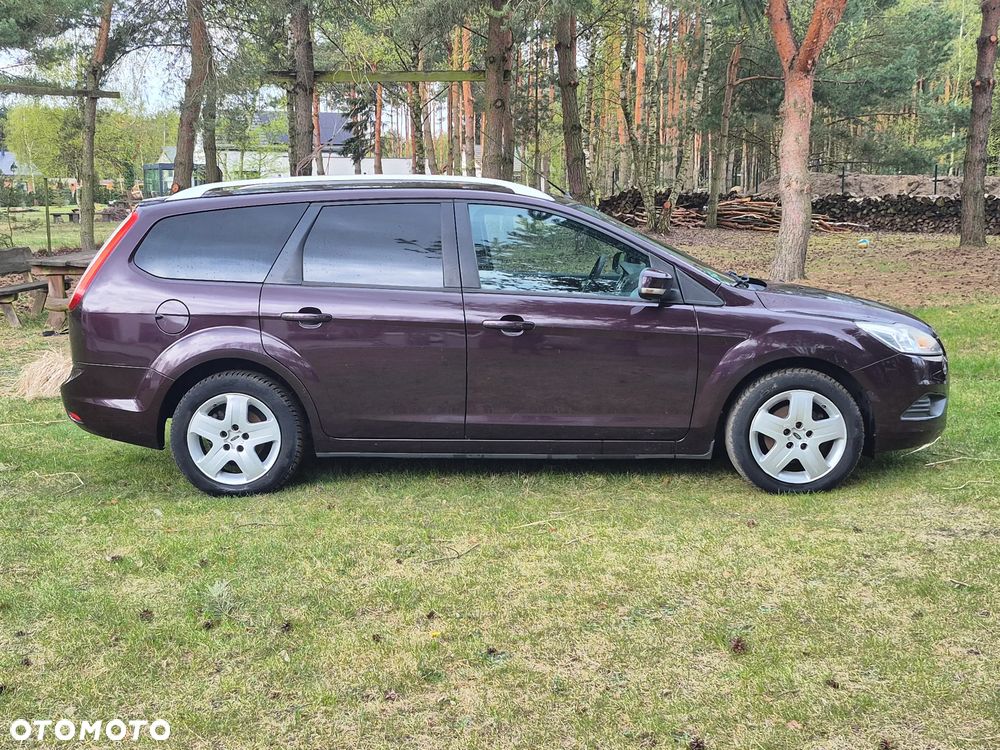 Ford Focus 1.6 16V Ambiente - 6