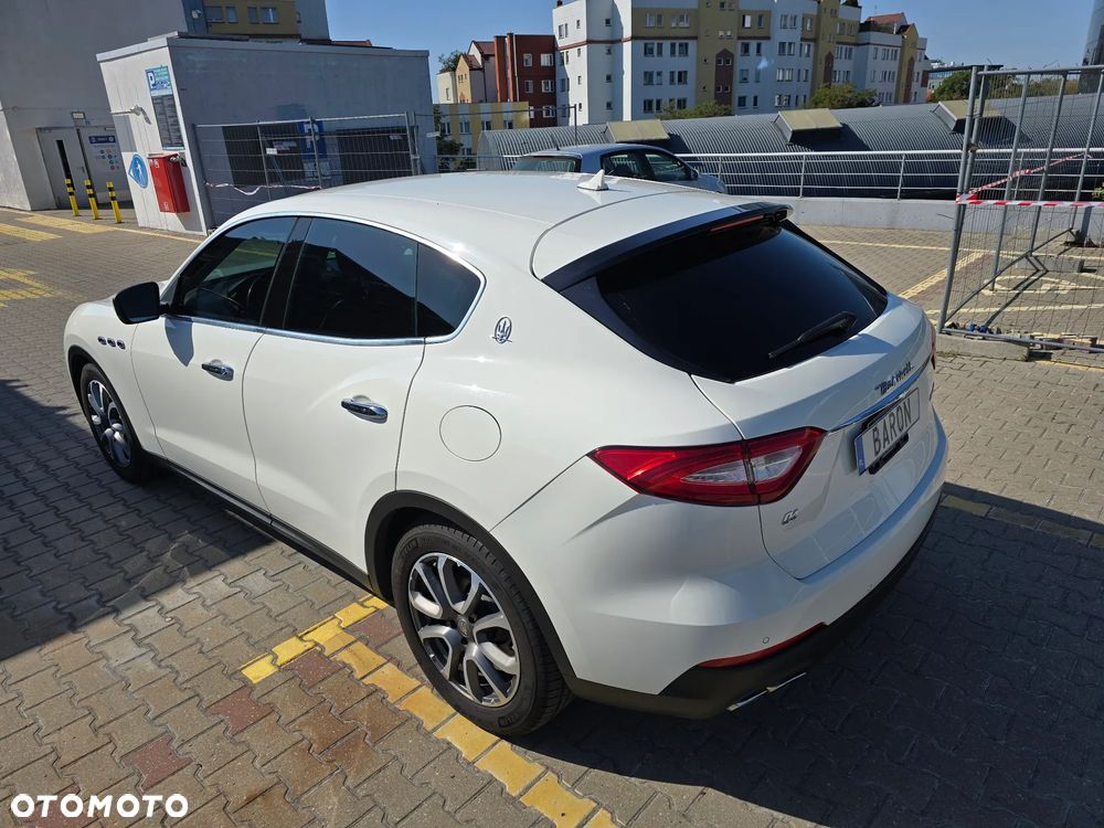 Maserati Levante S Q4 - 9