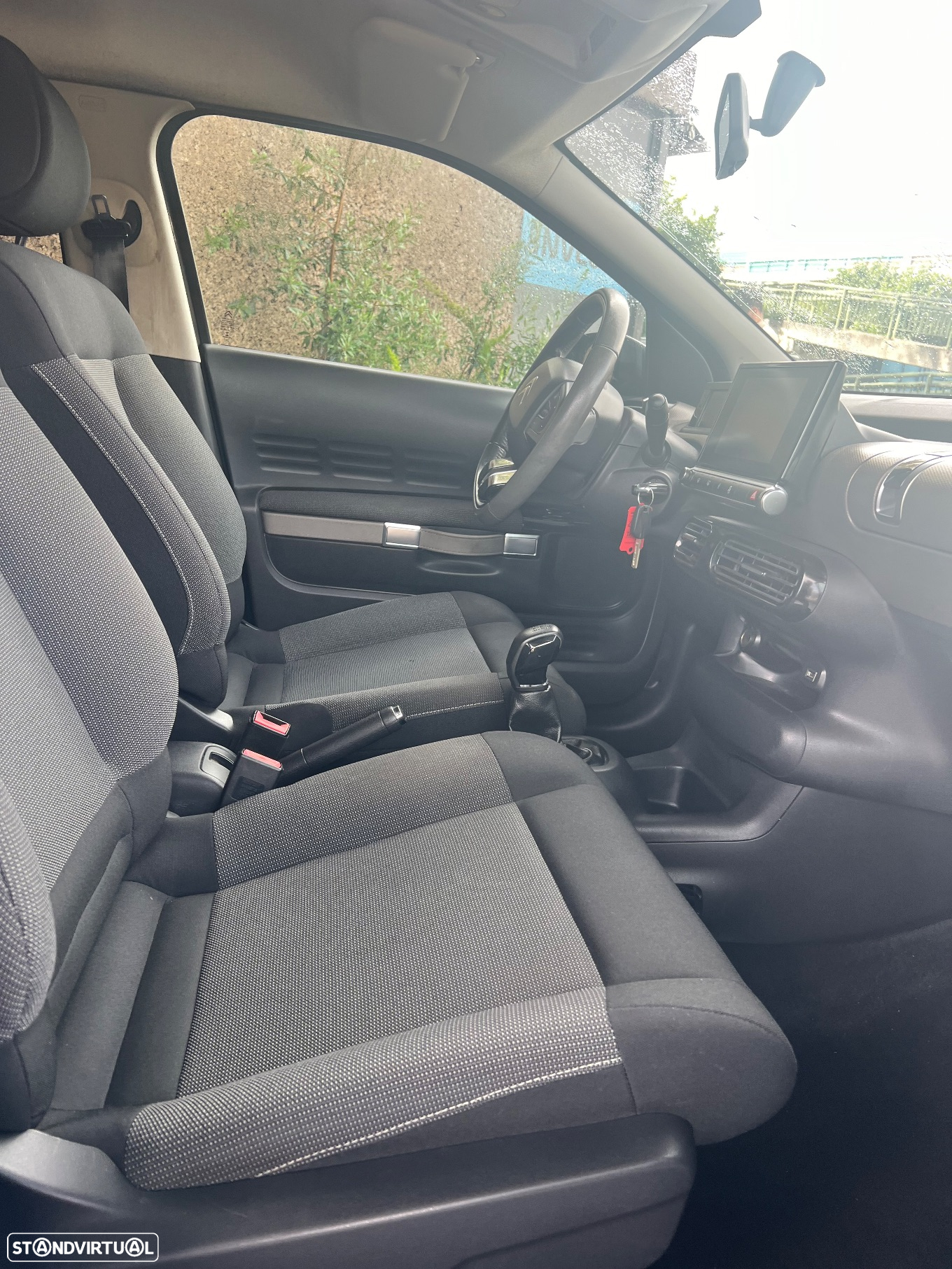 Citroën C4 Cactus 1.2 PureTech Shine Ed.Moonlight - 14