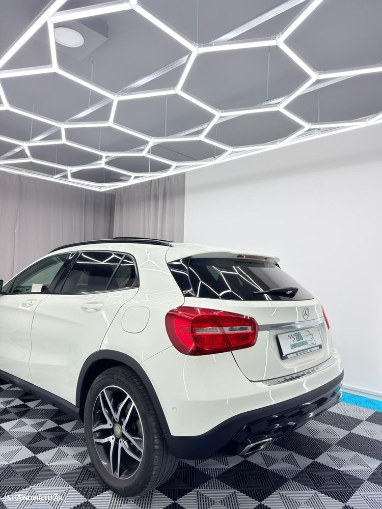 Mercedes-Benz GLA 200 Urban - 7