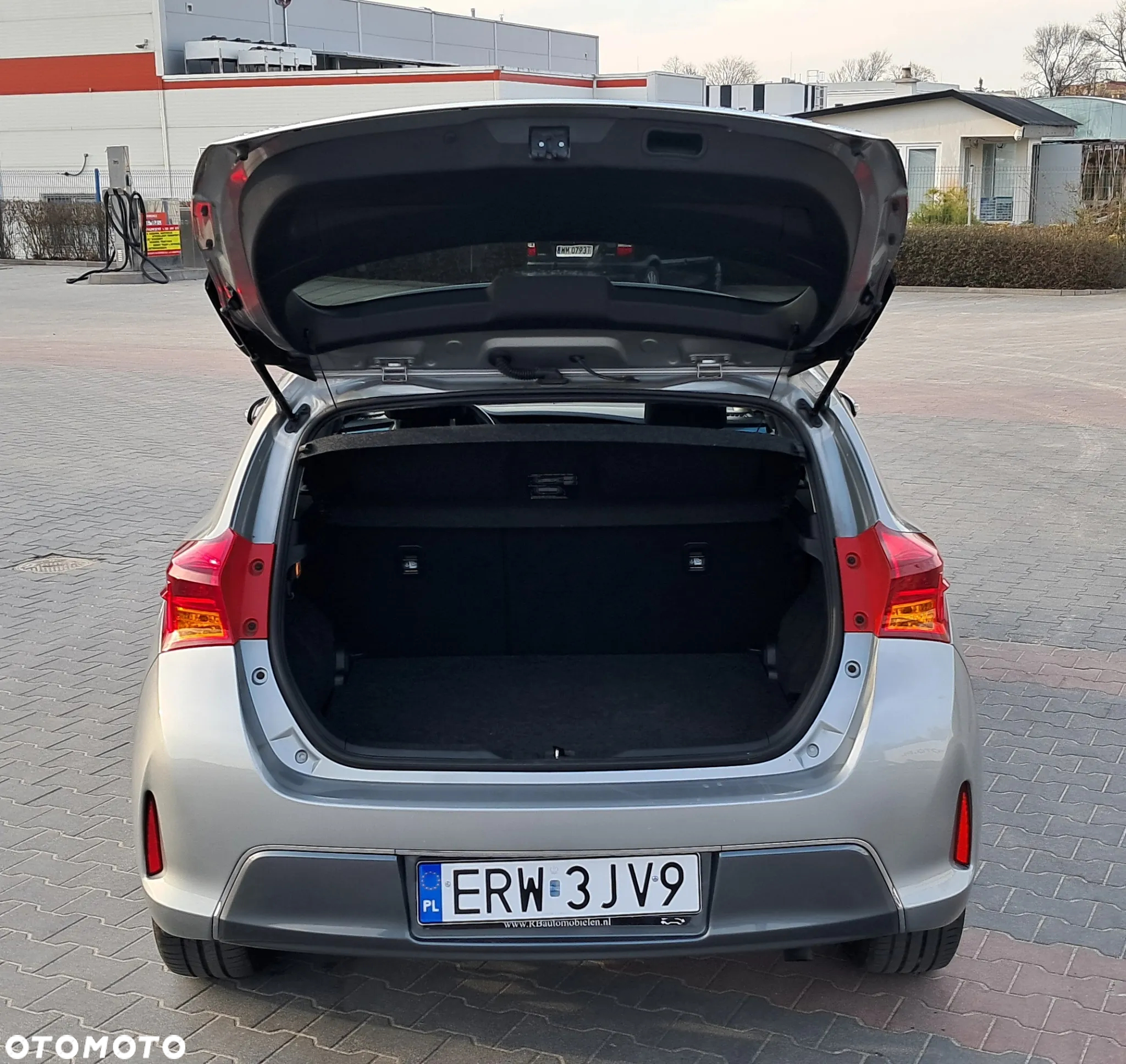 Toyota Auris 1.8 VVT-i Hybrid Automatik Comfort - 5