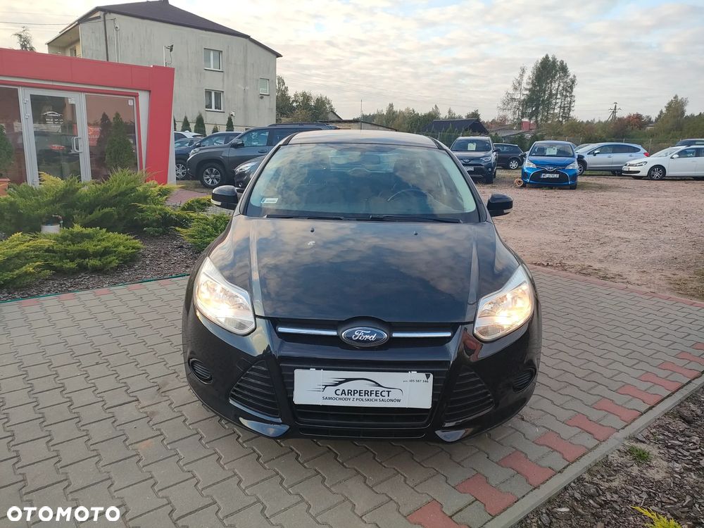 Ford Focus 1.6 Ambiente Start - 4