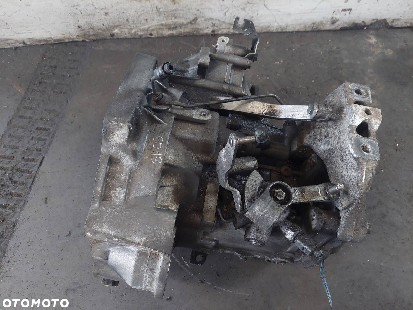 SKRZYNIA BIEGÓW VOLKSWAGEN GOLF V 1.9 TDI MANUAL 5 BIEGÓW GQQ - 6