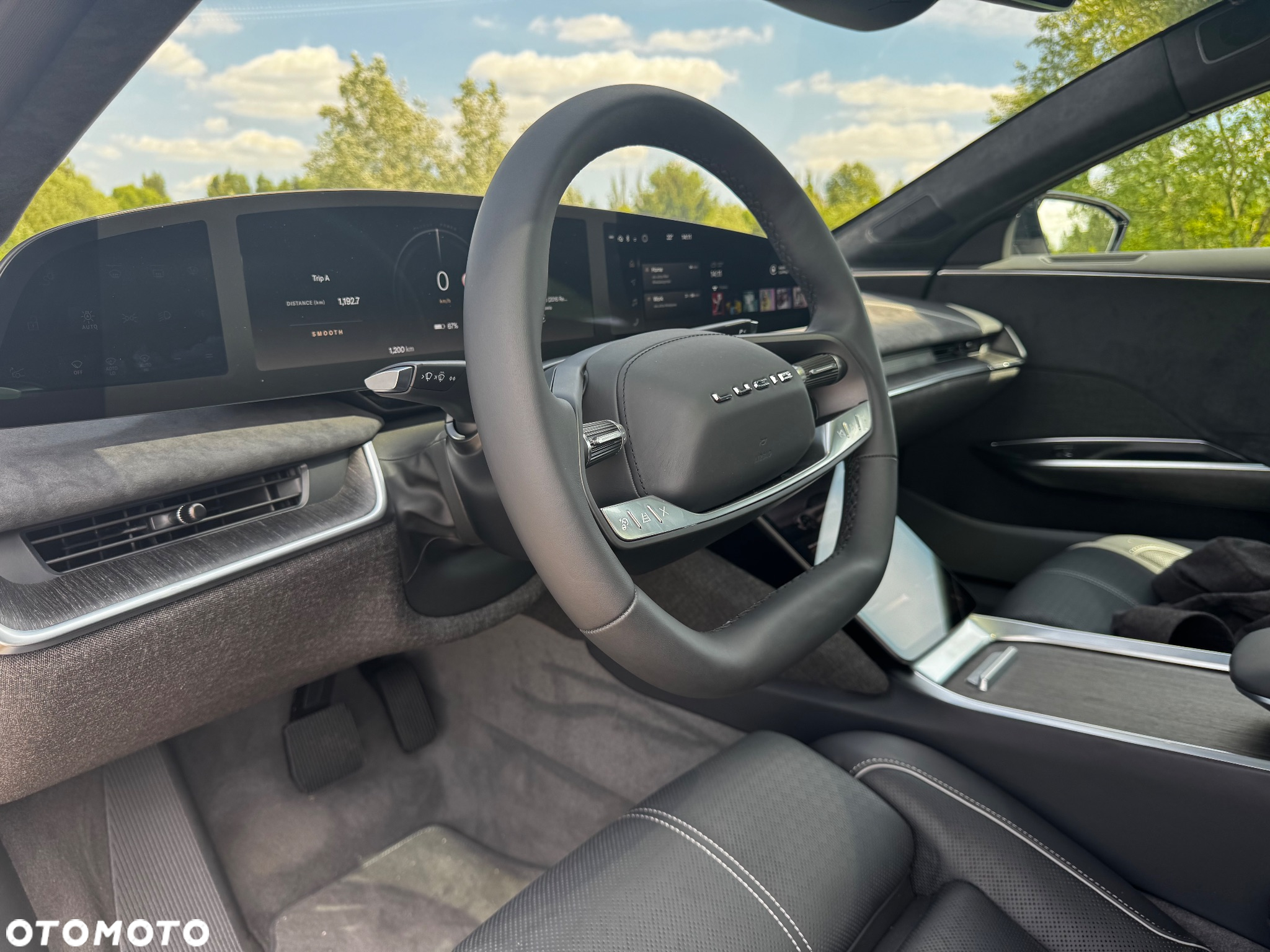 Lucid Air - 20