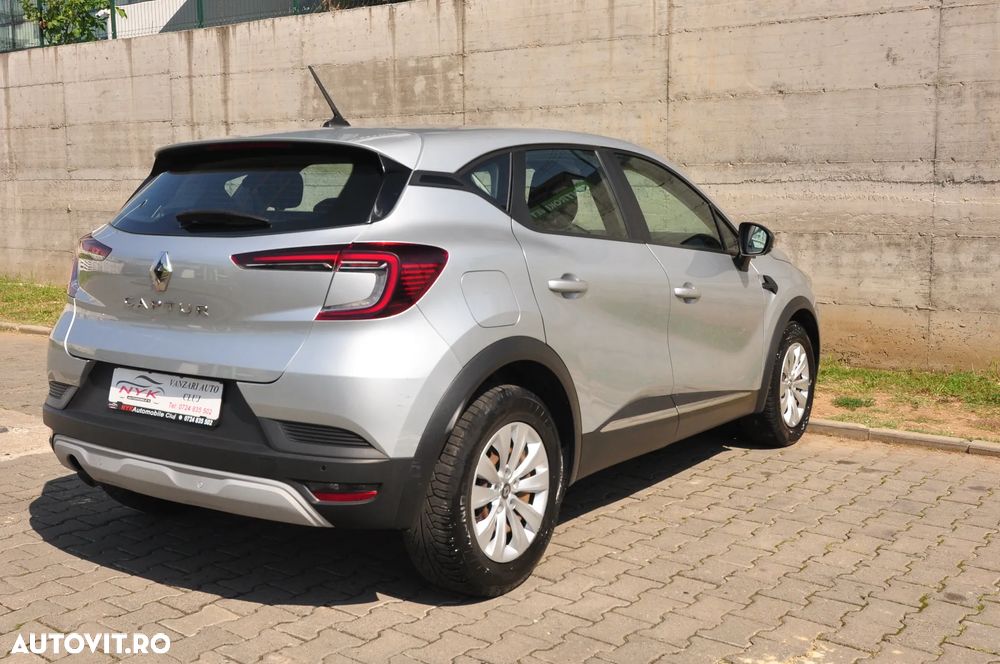 Renault Captur BLUE dCi 115 EDC BUSINESS EDITION - 4
