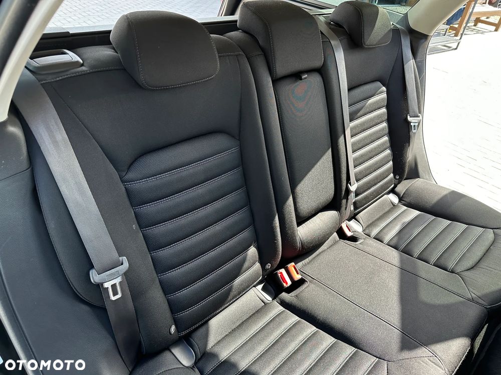 Ford Mondeo - 24