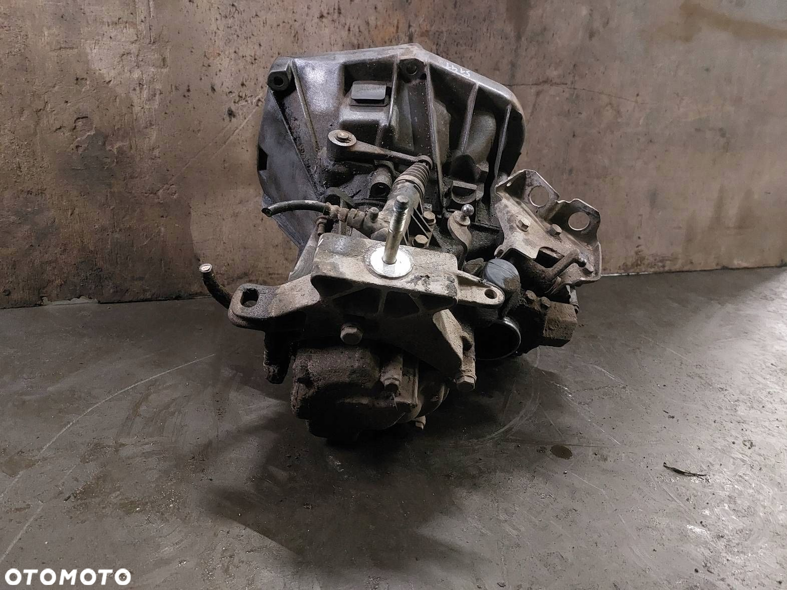 SKRZYNIA BIEGÓW FIAT DOBLO I 1.9 D 223A6000 - 4