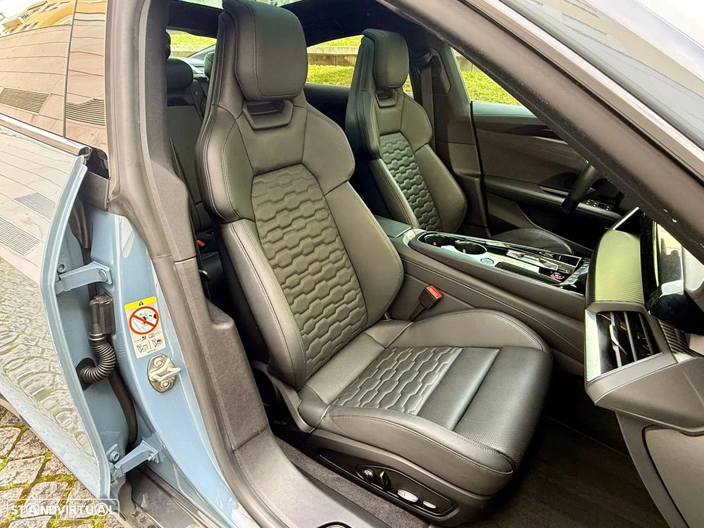 Audi e-tron GT quattro - 26