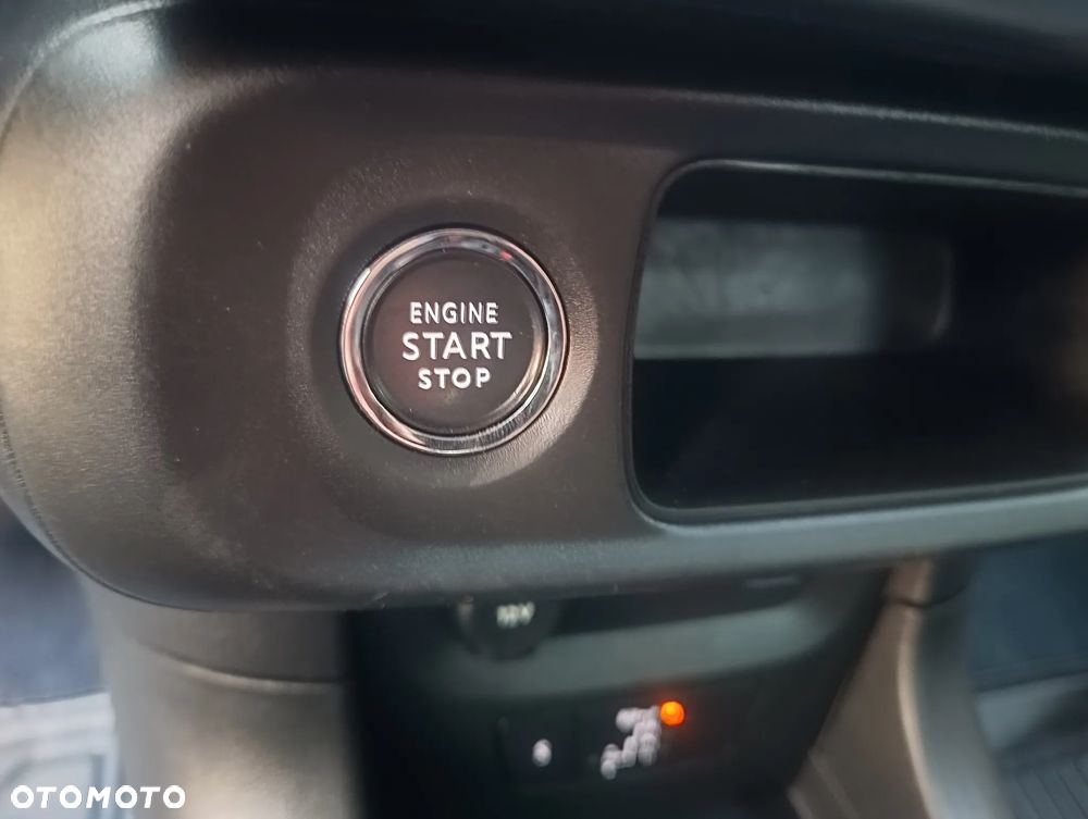 Citroën C3 Pure Tech 110 S&S EAT6 SHINE - 12