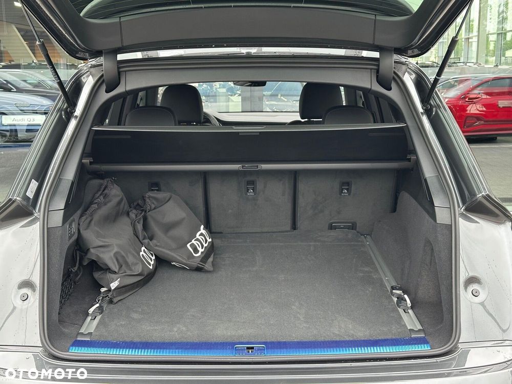 Audi Q7 - 10