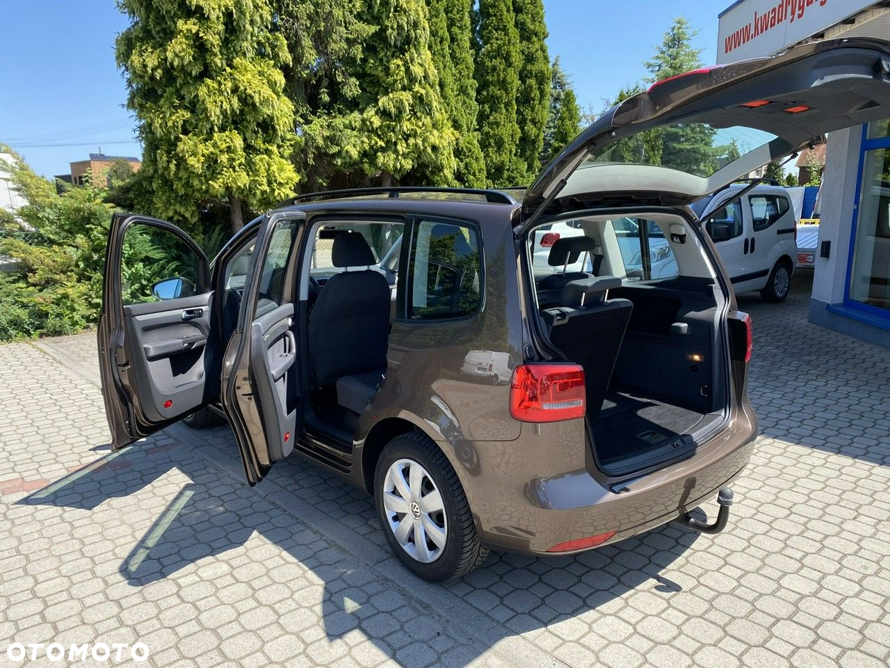 Volkswagen Touran - 26