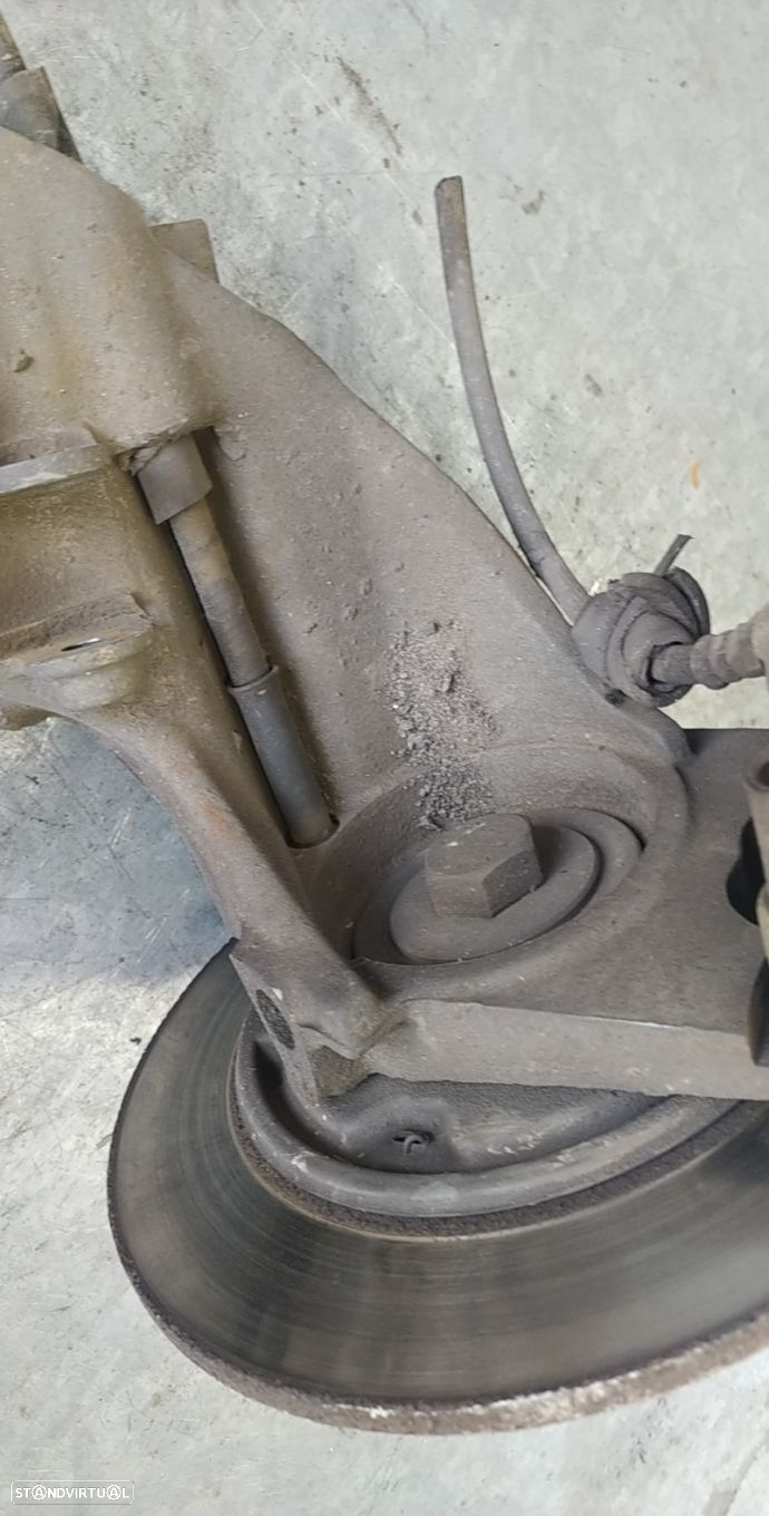 Manga De Eixo Tras Esquerdo Mercedes-Benz Vito Caixa (638) - 3