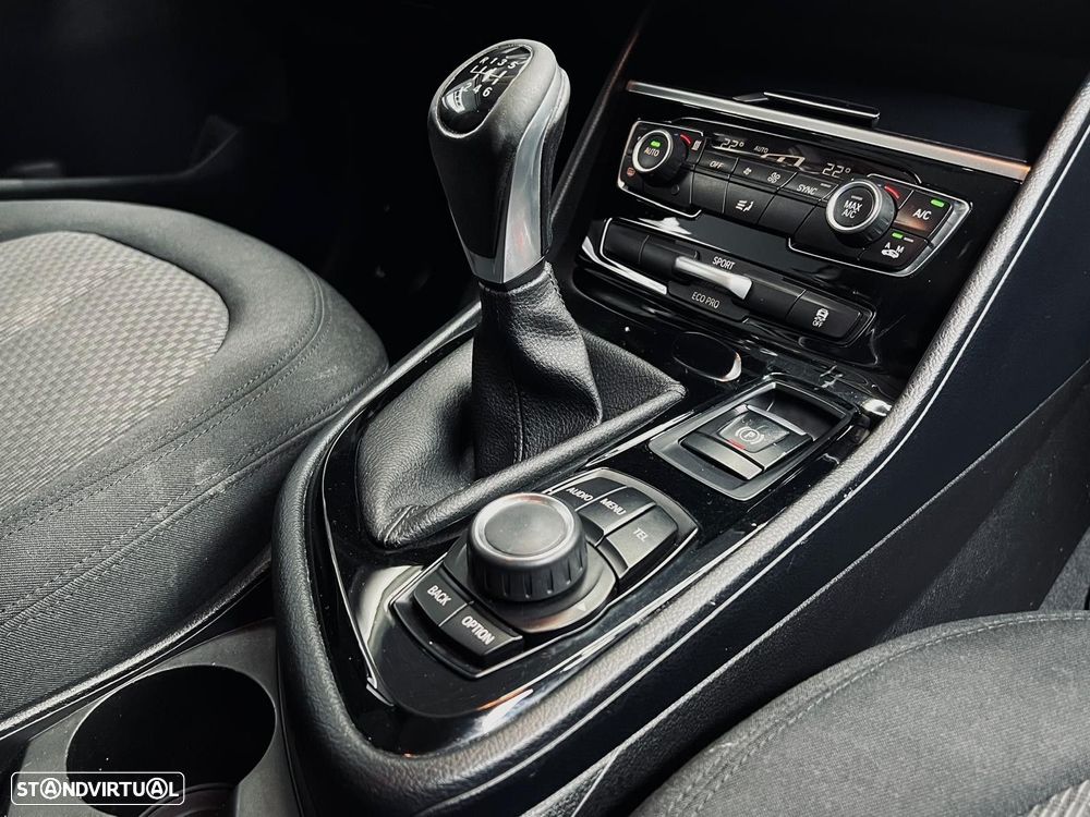 BMW 216 Active Tourer d Advantage - 26