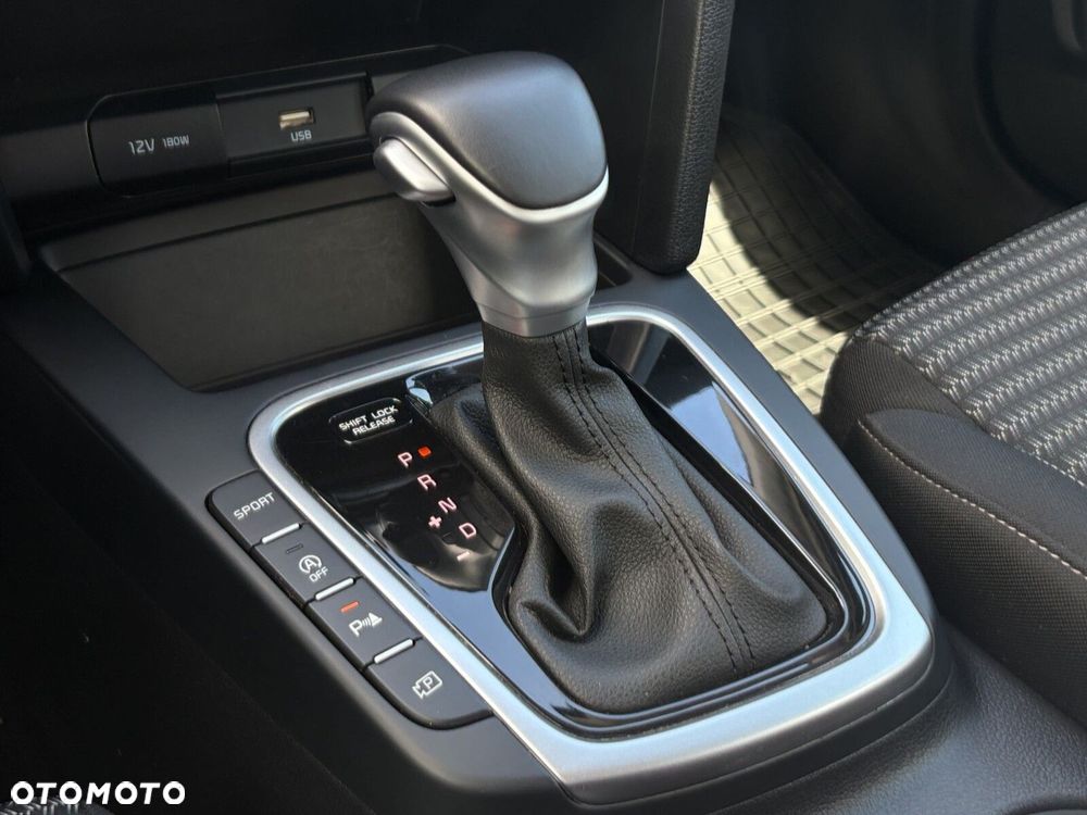 Kia Ceed 1.5 T-GDI M DCT - 22