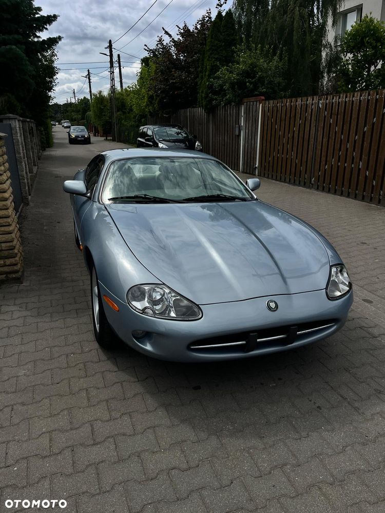 Jaguar XK8 - 14
