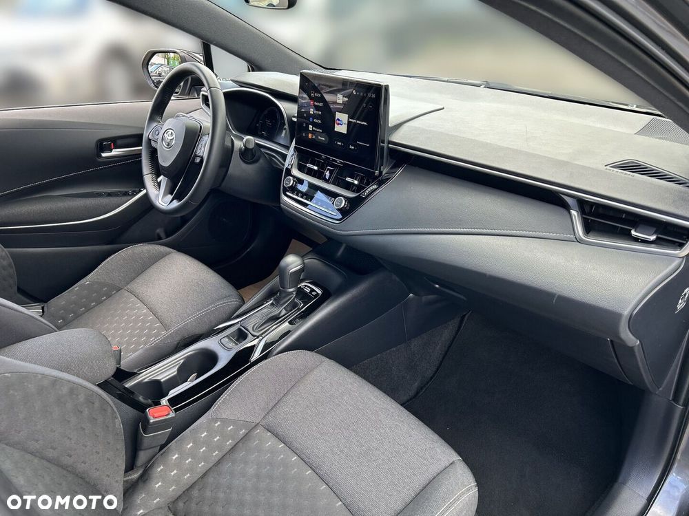Toyota Corolla 1.8 Hybrid Comfort - 18