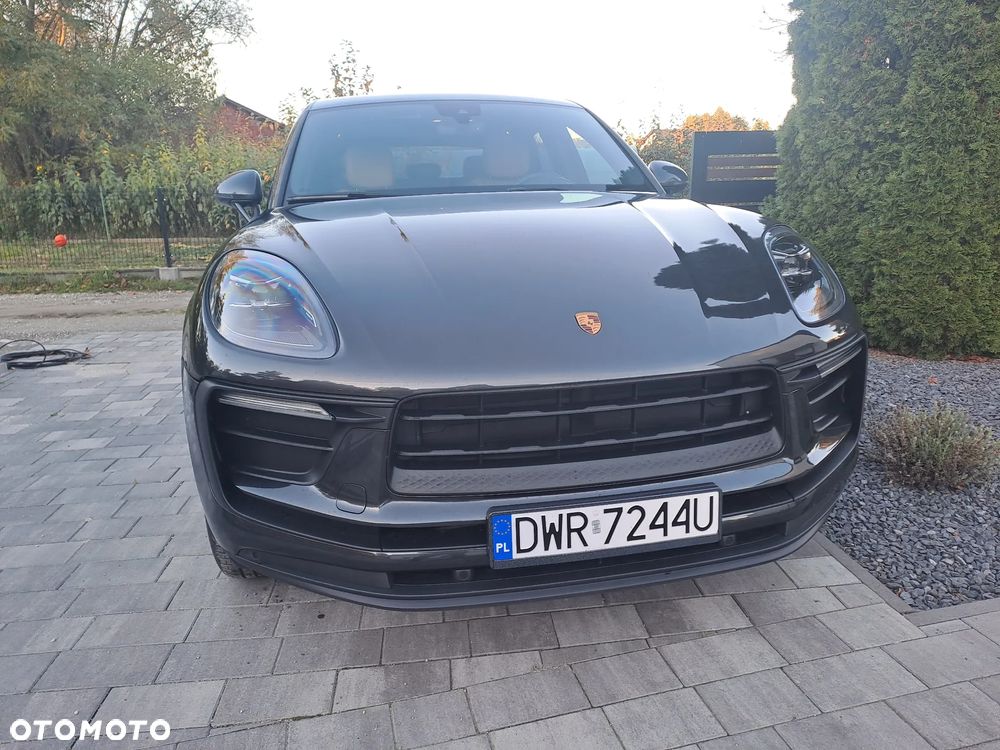 Porsche Macan Standard - 2