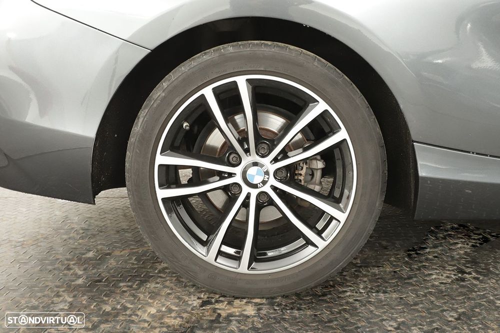 BMW 218 - 17